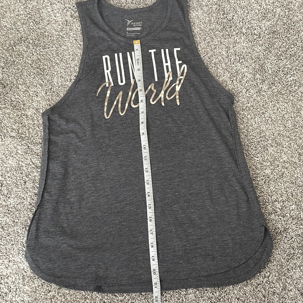 Run the World Tank - Picture 7 of 9